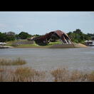 Pasan, das Bauwerk am Zusammenfluss